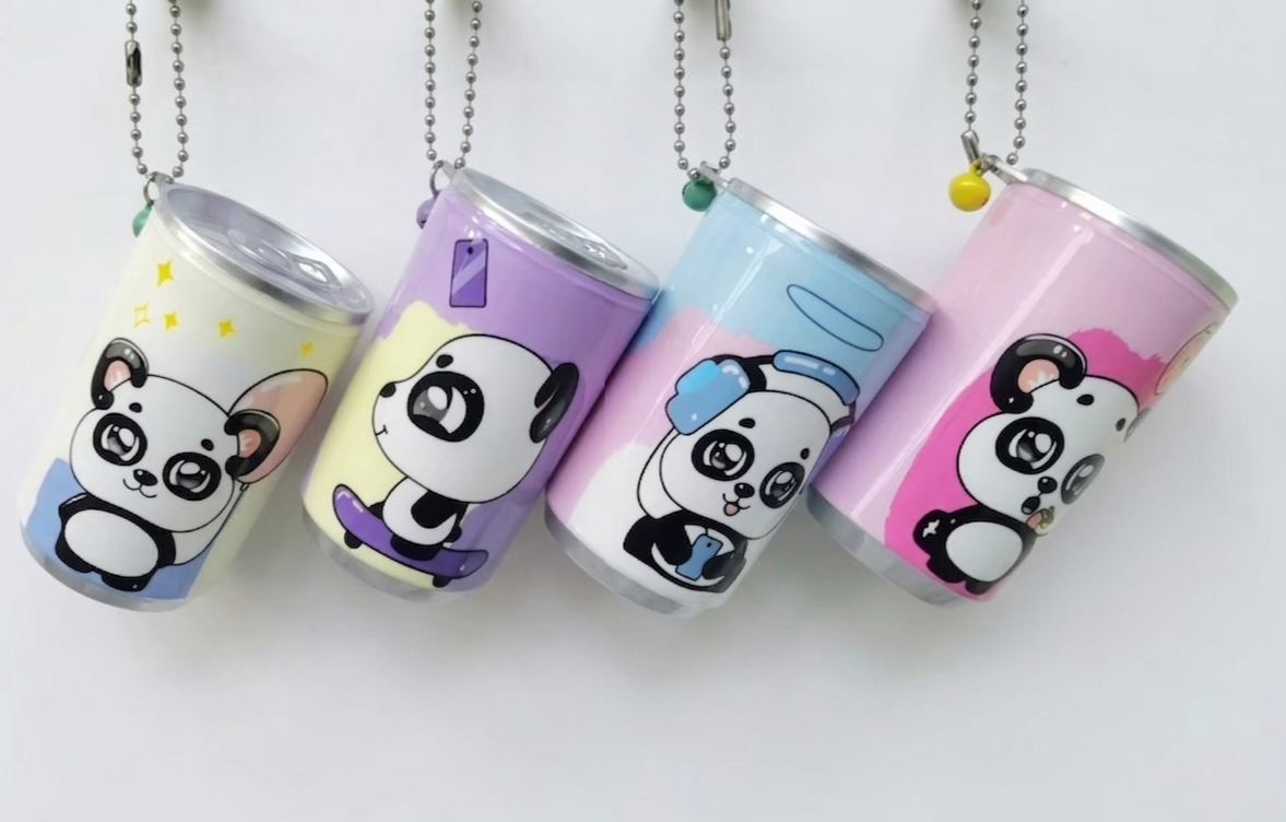 4 Lattine Mini Salviette Umidificate "Panda Can" – Set Portachiavi Igienizzante Kawaii